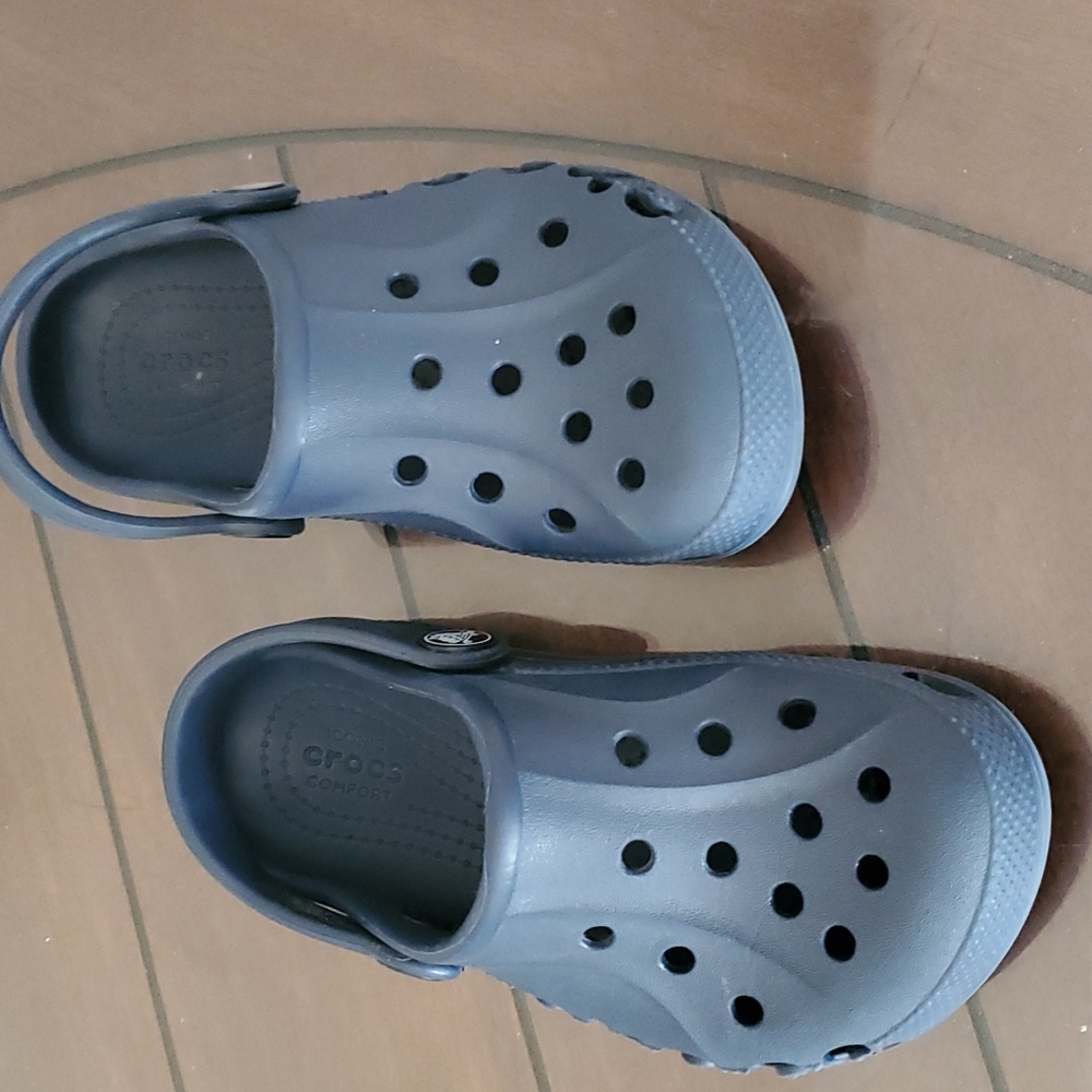 Kids CROCS in Navy blue size 11